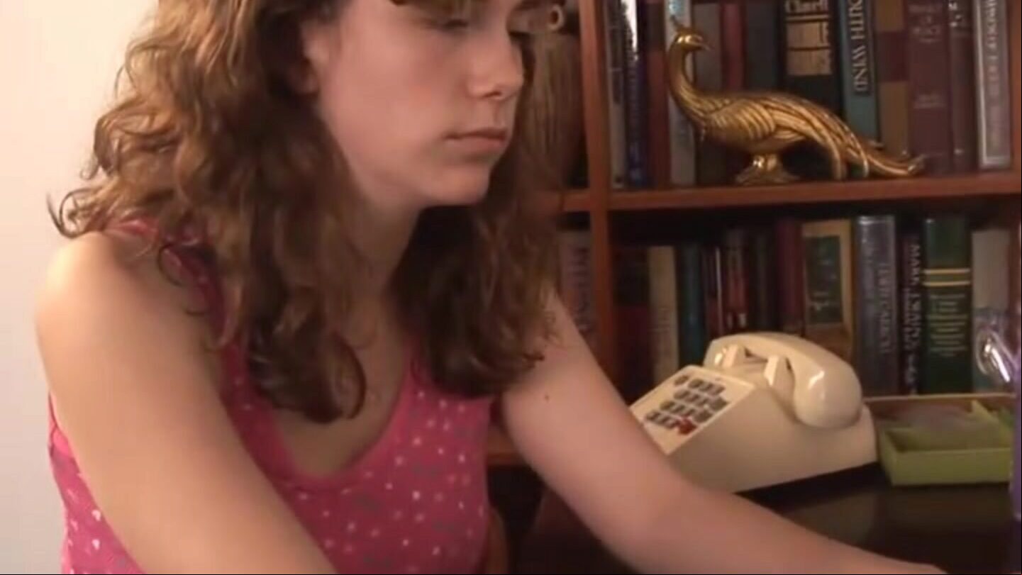 crier sammy verse une mayonnaise vaginale non rasée incapable de lire plus longtemps, sammy cède à son désir interne de briser sa fente poilue de débauche jusqu'à ce que cette fille décharge follement cette nymphomane congénitale hawt ne peut tout simplement pas s'arrêter!